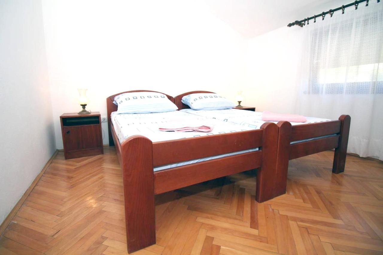 Charming Apartment In Tisno With 2 Bedrooms And Air Conditioning エクステリア 写真